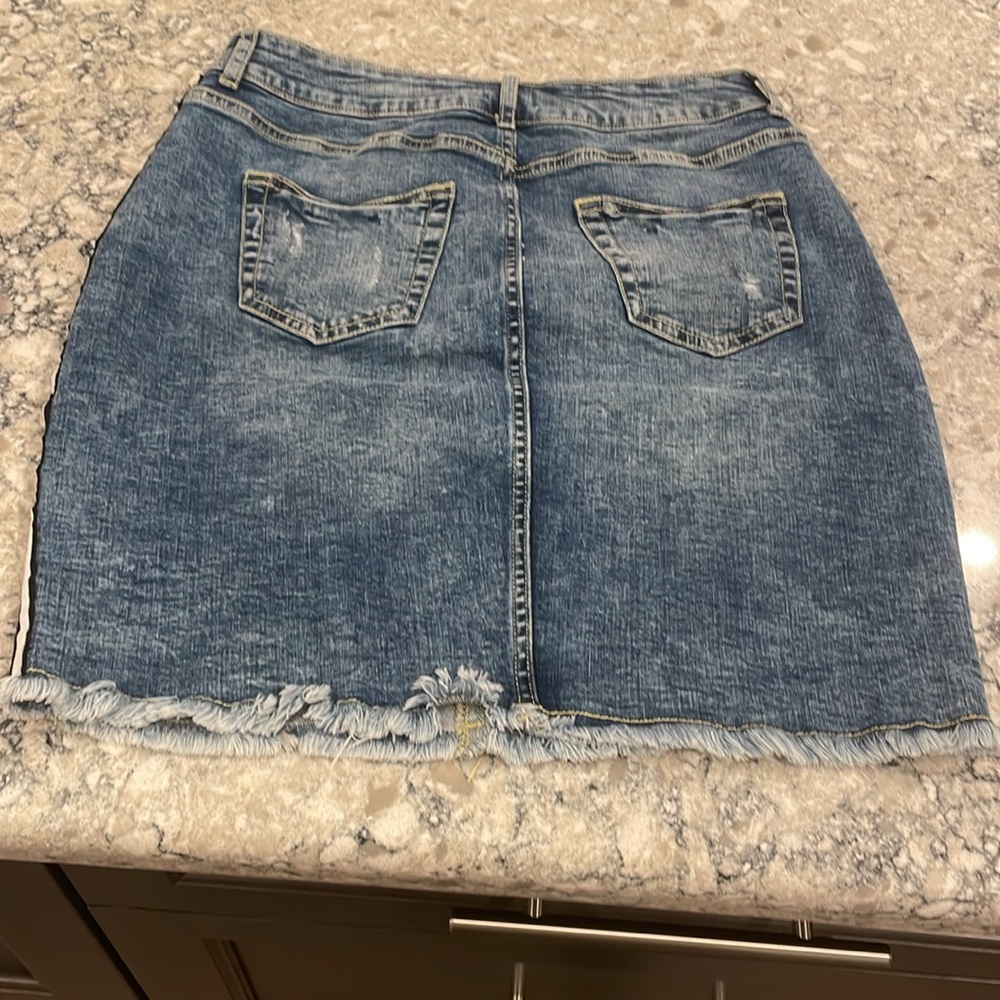 ❗️Denim knee length skirt - Trending Pencil Skirt size 4 - Picture 2 of 6